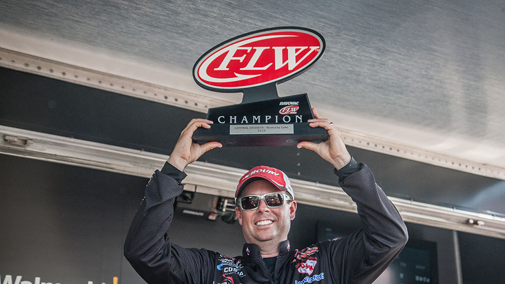 tom redington wins FLW Rayovac tournament Kentucky Lake 2015